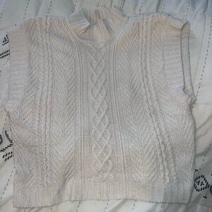 Pink Rose short sleeve sweater. Cream color. Large.